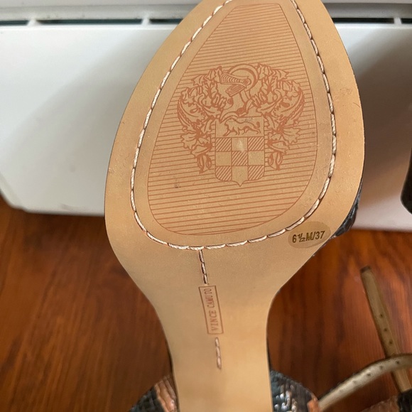 Vince Camuto Chastin Embellished Platform Dress Sandals Deep Teal Snake PLatform - Picture 10 of 16